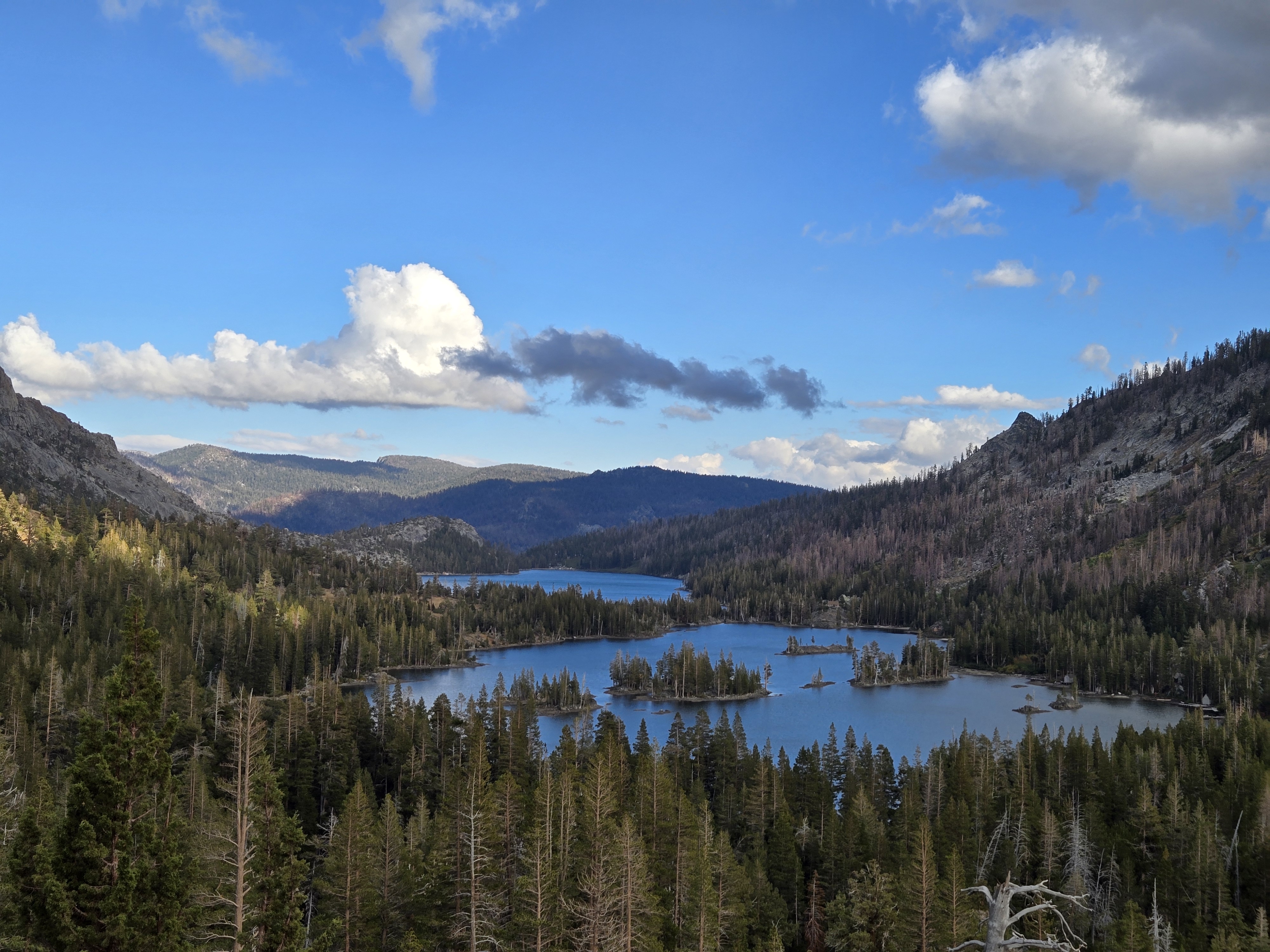 Echo Lakes trail to Lake Aloha
